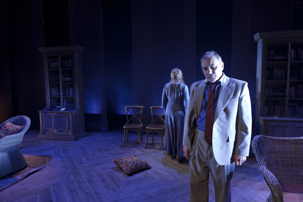 Lang dags ferd mot natt