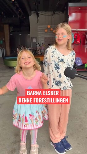 Hundrevis av barn i vill kamp