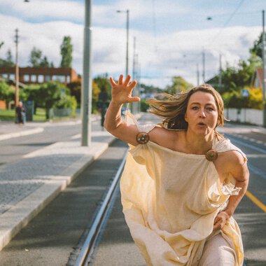 Lykke til, Cathrine Frost!