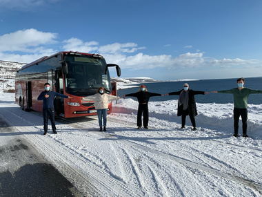 På turne: Høna, egget og reven