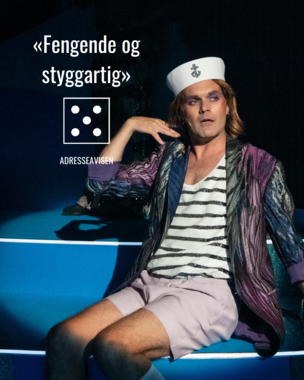 Detektimen - forestillingsfoto med kritikker