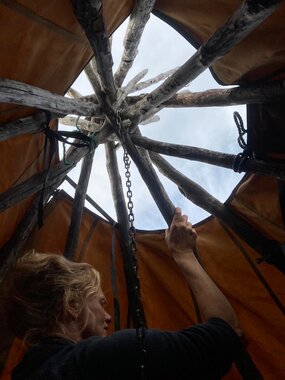 Vástádus eana - The answer is land