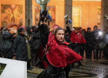 Vástádus eana – The answer is land 