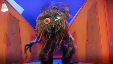 Video - Trollet i Bukkene Bruse lager rumpebrann