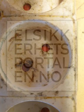 Stikkontakt varmgang