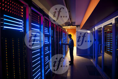 if-editorial-cyber-server-room-risk-consulting-magazine