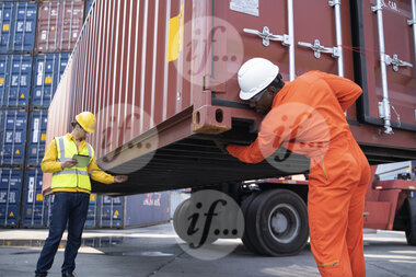 if-editorial-cargo-container-risk-consulting-magazine