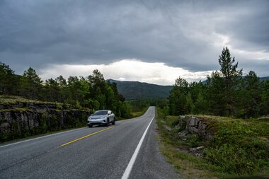 Elbil på veg