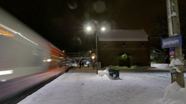 Jessheim stasjon  på kvelden