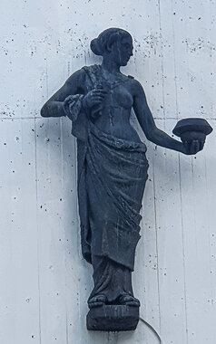 Fakkeldama, Jessheim storsenter