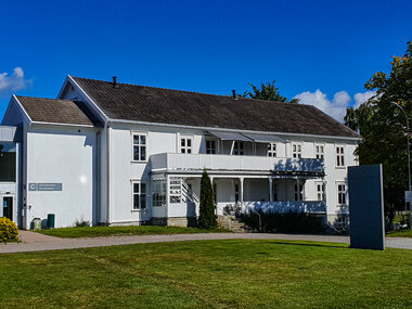 Gjestad og Gjestadtunet, Jessheim 