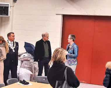 Statsminister på mottakssenteret på OSL evakuering Gaza