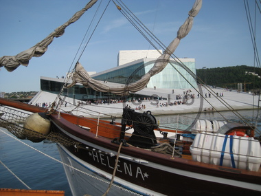 Helena og Operaen