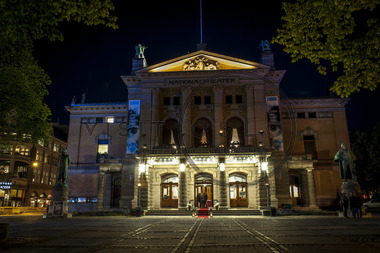 Nationaltheatret om kvelden