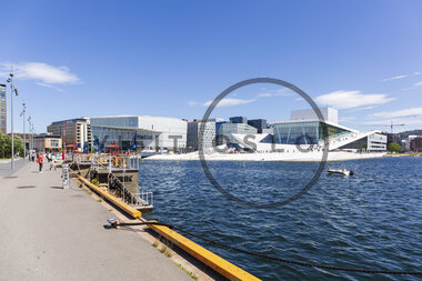 Havnepromenaden ved Langkaia