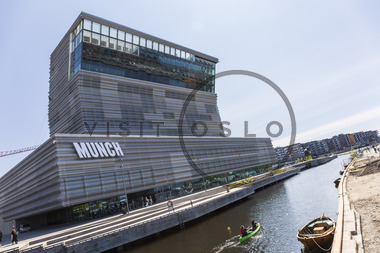 MUNCH og kanopadling