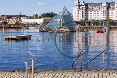 Operastranda og She Lies