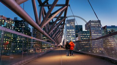 Akrobaten bro i Bjørvika