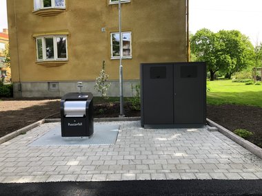 UWS Evolution L + Container garage 2x370L 