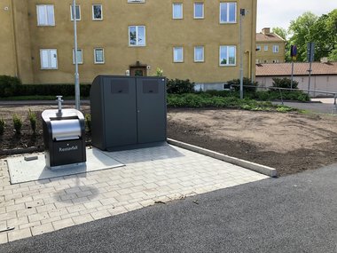 UWS Evolution L + Container garage 2x370L 