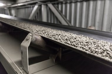 Pulp conveyor belt