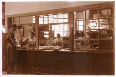 Frokost i kantinen 1962