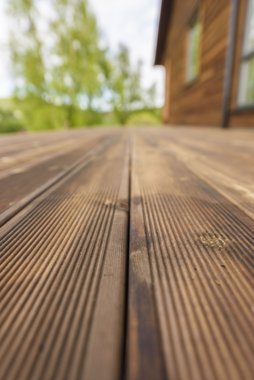 Terrassebord DUO 28x120, brun