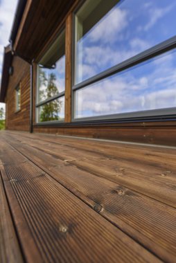 Terrassebord DUO 28x120, brun