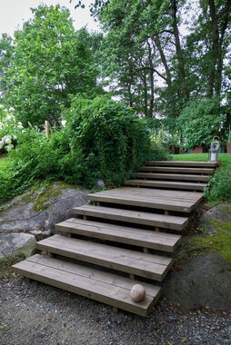 Larvik - Brunlanes, Ingunn Anvik, Hage i MøreRoyal