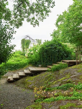 Larvik - Brunlanes, Ingunn Anvik, Hage i MøreRoyal