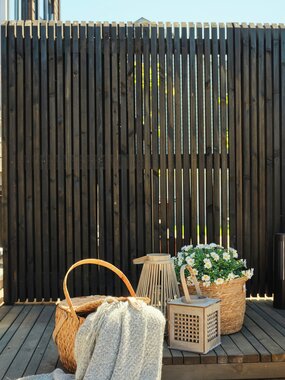 Oslo - Ekeberg – Lasse Vermeli – Uterom i MøreRoyal