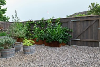 Larvik - Brunlanes, Ingunn Anvik, Hage i MøreRoyal