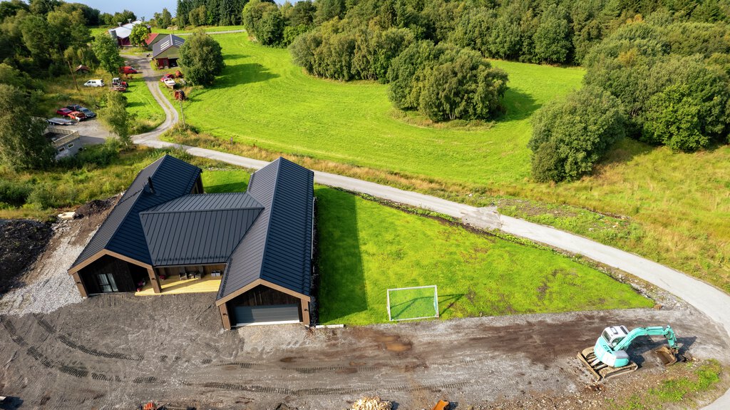 Averøy - Kreklingstien 14