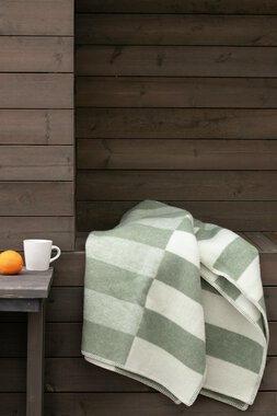 Lillestrøm - Anette Wie, stol med pledd