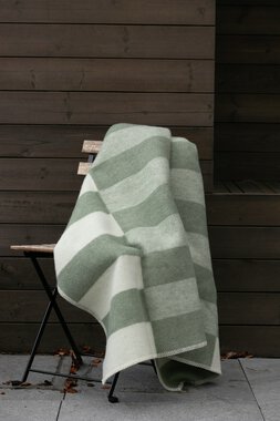 Lillestrøm - Anette Wie, stol med pledd