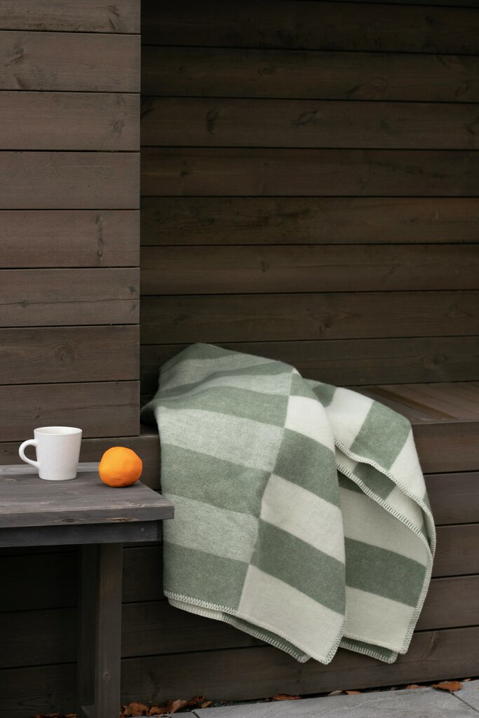 Lillestrøm - Anette Wie, stol med pledd