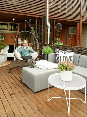 Trondheim - Flatåsen, Gunn Berit Fineidet, uteområde med MøreRoyal