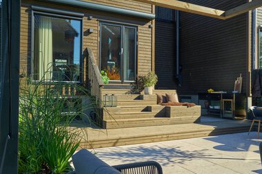 Oslo - Ekeberg – Lasse Vermeli – Uterom i MøreRoyal