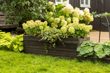 Miljøfoto: RE:FORM - stor blomsterkasse