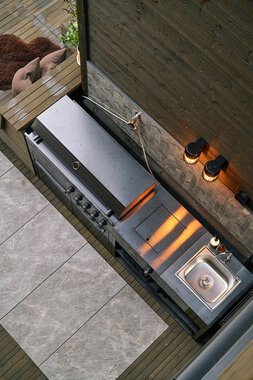 Oslo - Ekeberg – Lasse Vermeli – Uterom i MøreRoyal