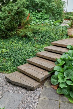 Larvik - Brunlanes, Ingunn Anvik, Hage i MøreRoyal