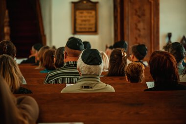 Nasjonale sår - 2025 - Sammen til synagogen