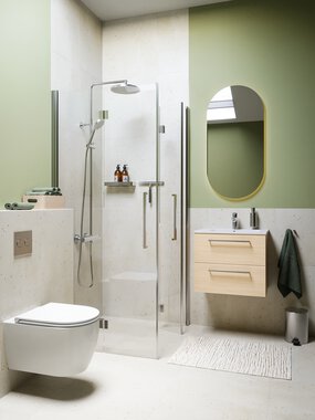 Det lille badet - lys eik Det lille badet - lys eik