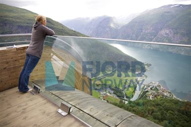 Stegastein, Sogn og Fjordane