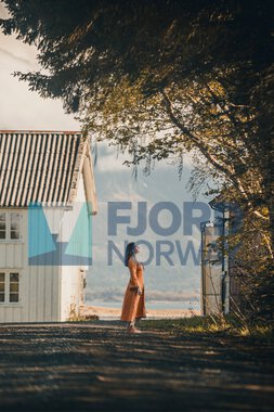 Kystpilegrimsleia. Smøla. Gurisentret