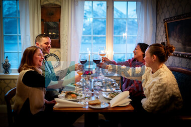 Nes Gard, Luster, Sognefjord