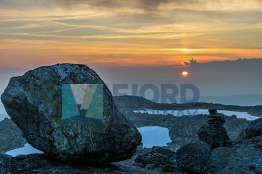 Fonnabu i solnedgang