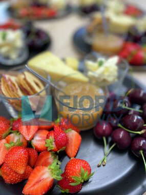 Helgøybakkane Fruktgard på Helgøy i Hjelmeland