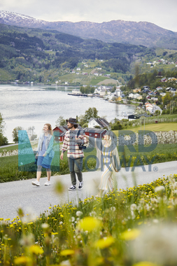 Sidersmaking og blomstring i Ulvik