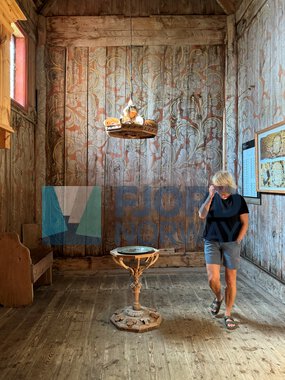 Kystpilegrimsleia. Kvernes stavkirke på Averøy